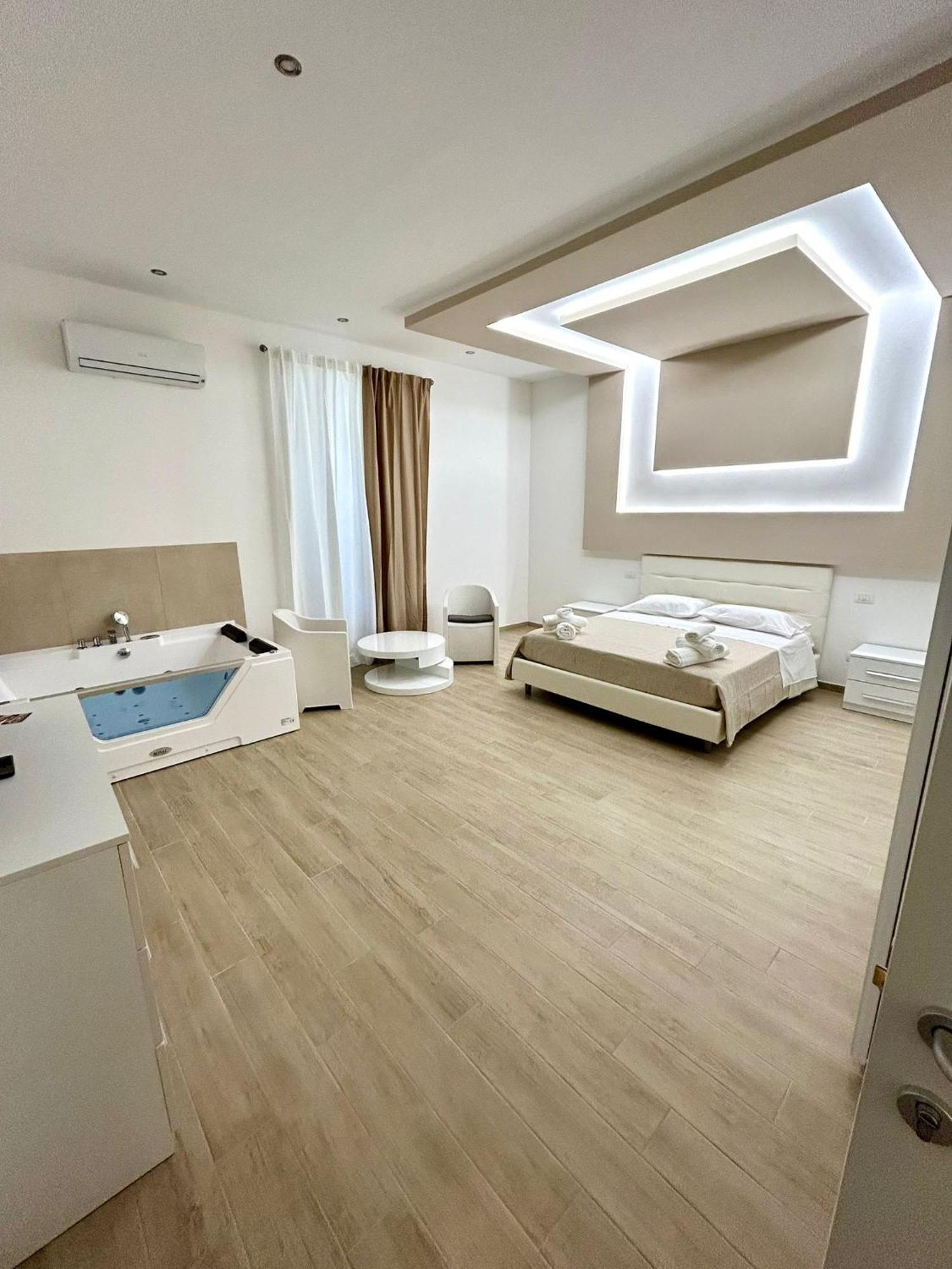Bed E Suite Domar Бриндизи Экстерьер фото