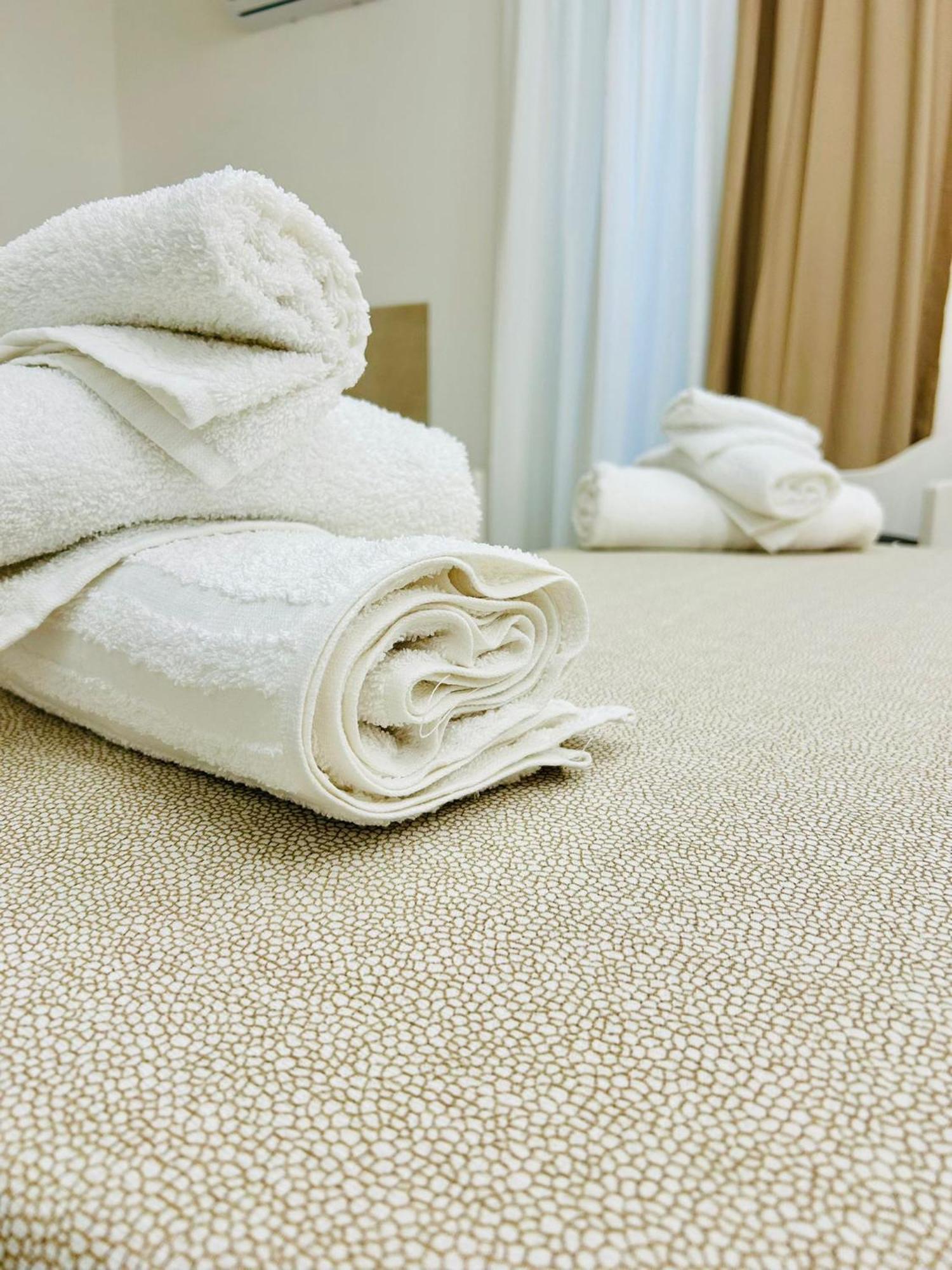 Bed E Suite Domar Бриндизи Экстерьер фото